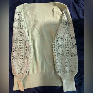 Women’s Cream Knit Sweater with Lace Crochet Sleeves